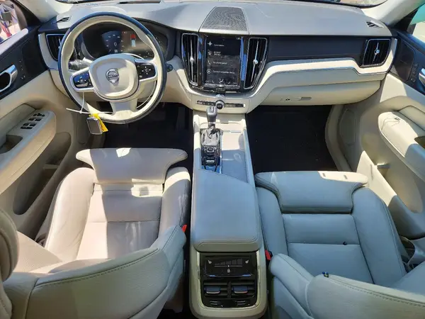 YV4A22RL0L1581132 2020 VOLVO XC60 - Image 8