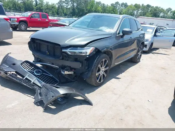YV4A22RL1J1010293 2018 VOLVO XC60 - Image 2