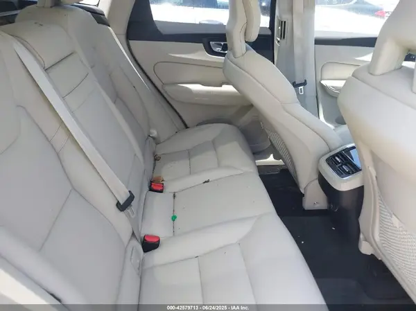 YV4A22RL1J1010293 2018 VOLVO XC60 - Image 8