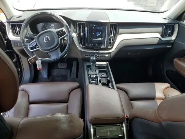 YV4A22RL1J1061759 2018 VOLVO XC60 - Image 8
