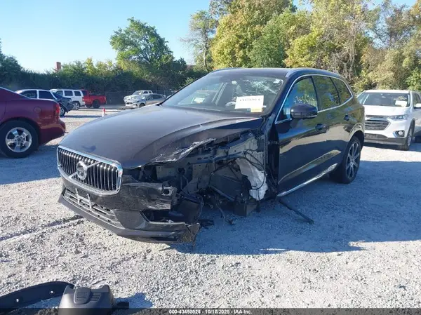 YV4A22RL1J1076889 2018 VOLVO XC60 - Image 2