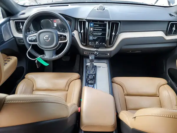 YV4A22RL2J1047210 2018 VOLVO XC60 - Image 8