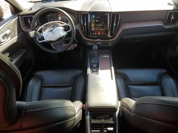 YV4A22RL2L1418546 2020 VOLVO XC60 - Image 8