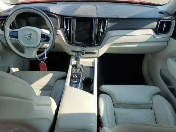 YV4A22RL2M1876556 2021 VOLVO XC60 - Image 8
