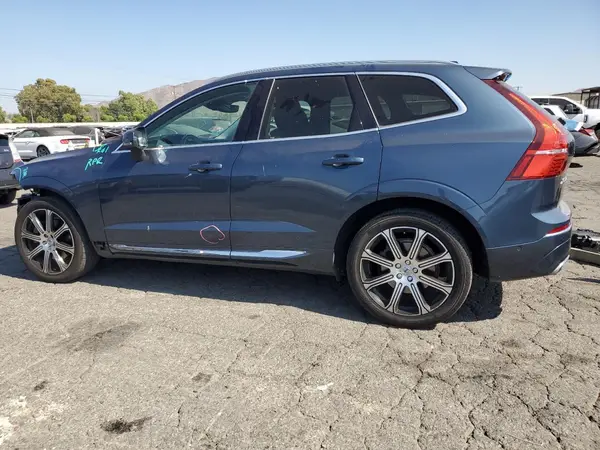 YV4A22RL3J1081284 2018 VOLVO XC60 - Image 2