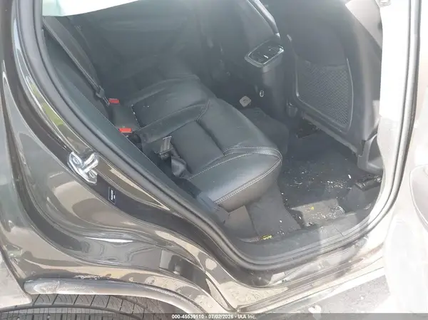 YV4A22RL3K1391176 2019 VOLVO XC60 - Image 8