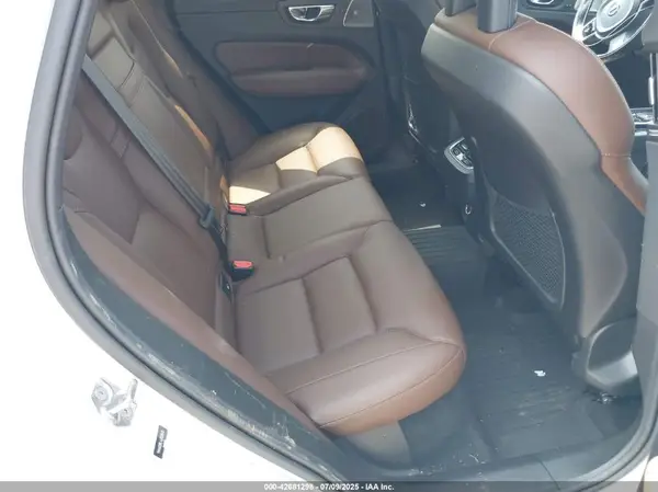 YV4A22RL4J1020512 2018 VOLVO XC60 - Image 8