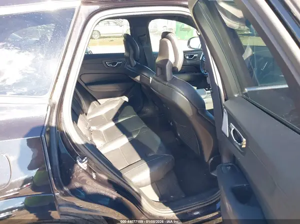 YV4A22RL4J1049993 2018 VOLVO XC60 - Image 8