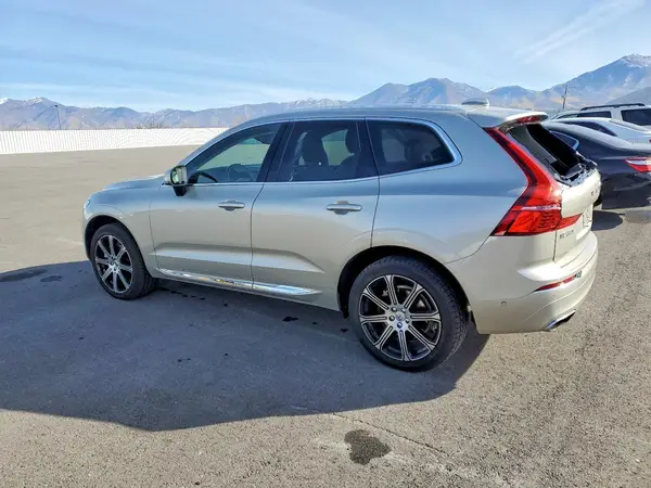 YV4A22RL4J1090754 2018 VOLVO XC60 - Image 2