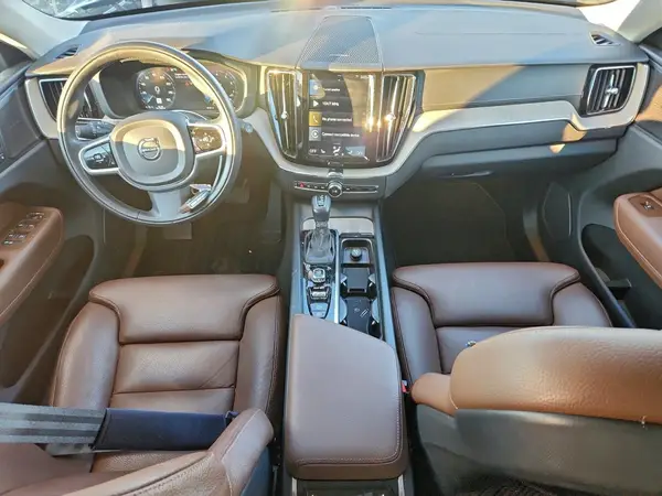 YV4A22RL4L1490316 2020 VOLVO XC60 - Image 8