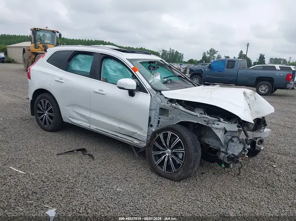 YV4A22RL4L1601463 2020 VOLVO XC60 - Image 1