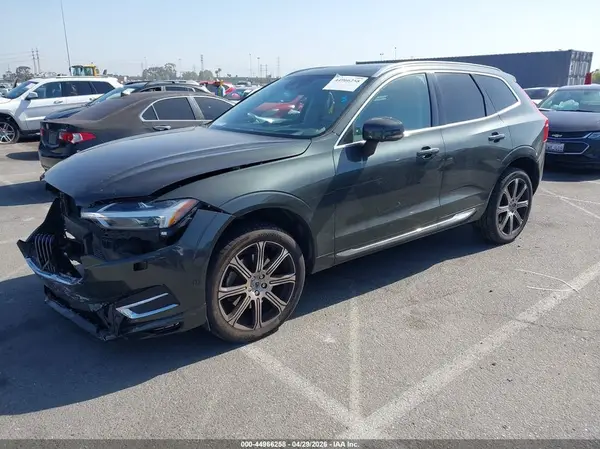 YV4A22RL6J1001752 2018 VOLVO XC60 - Image 2