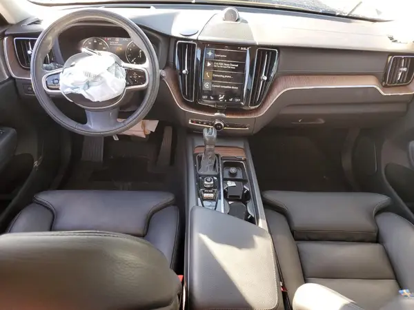 YV4A22RL6L1590708 2020 VOLVO XC60 - Image 8