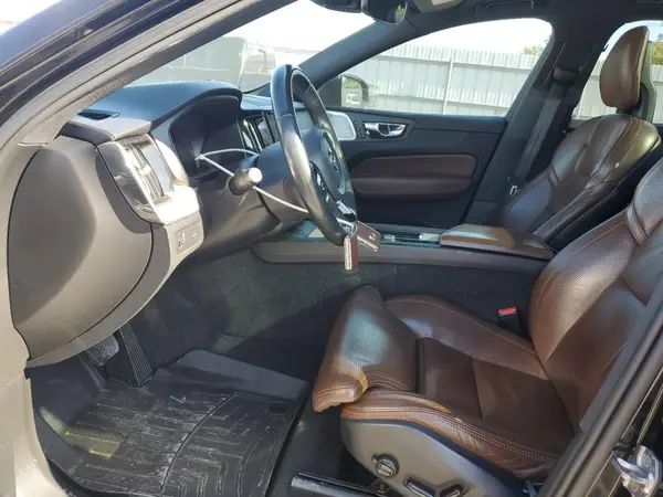 2018 VOLVO XC60 COPART lot 87261585 auction photo 7