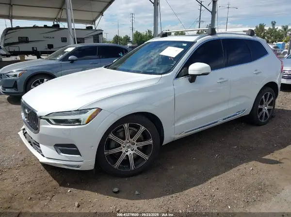 YV4A22RL7J1032833 2018 VOLVO XC60 - Image 2