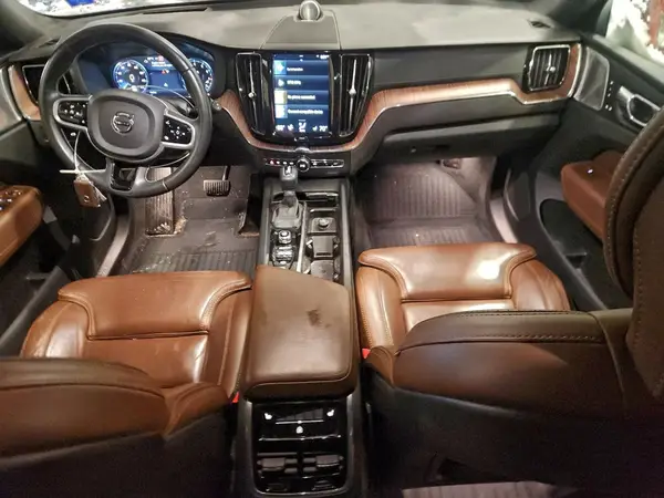 YV4A22RL7L1470206 2020 VOLVO XC60 - Image 8