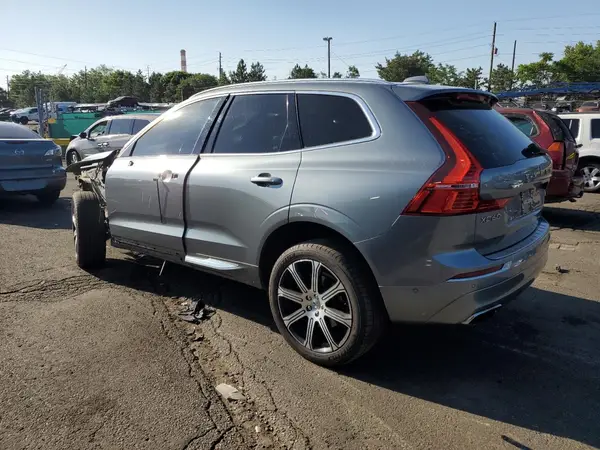 YV4A22RL8J1028662 2018 VOLVO XC60 - Image 2