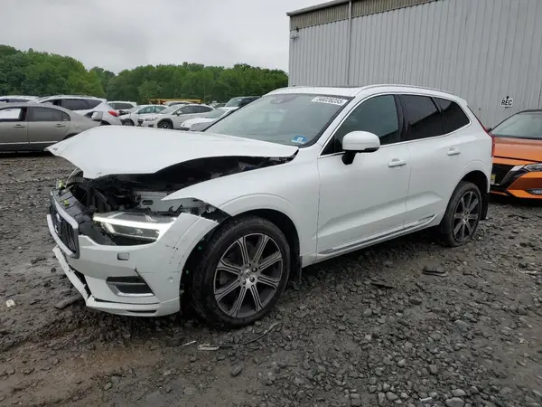 YV4A22RL8J1061208 2018 VOLVO XC60 - Image 1