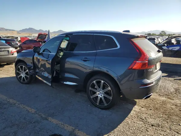 YV4A22RL8J1066506 2018 VOLVO XC60 - Image 2