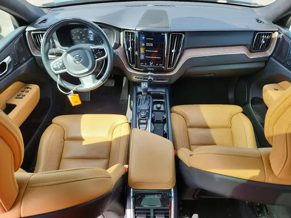 YV4A22RL8M1864444 2021 VOLVO XC60 - Image 8