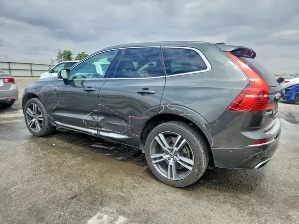 YV4A22RL9J1002247 2018 VOLVO XC60 - Image 2