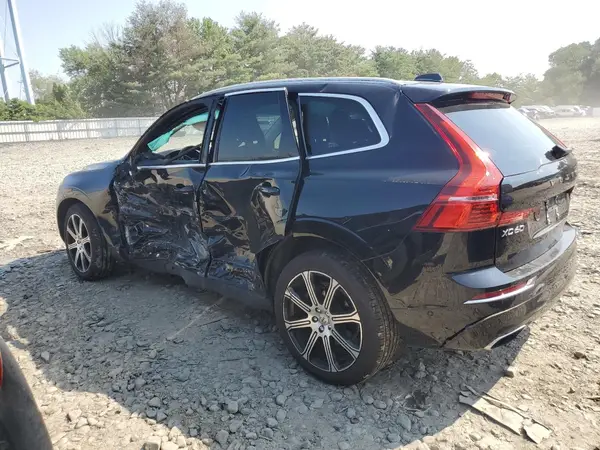 YV4A22RL9J1028086 2018 VOLVO XC60 - Image 2