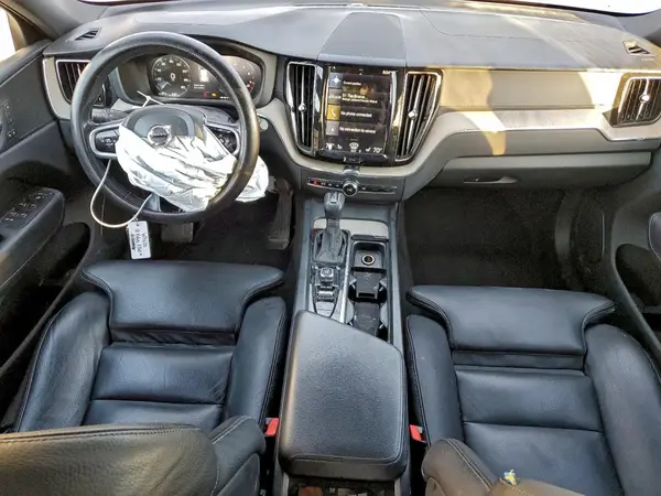 YV4A22RL9J1036771 2018 VOLVO XC60 - Image 8