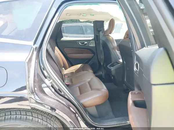 YV4A22RL9K1317602 2019 VOLVO XC60 - Image 8