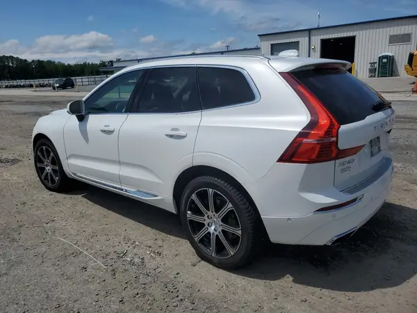 YV4A22RL9L1575782 2020 VOLVO XC60 - Image 2