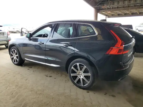 YV4A22RLXJ1042353 2018 VOLVO XC60 - Image 2