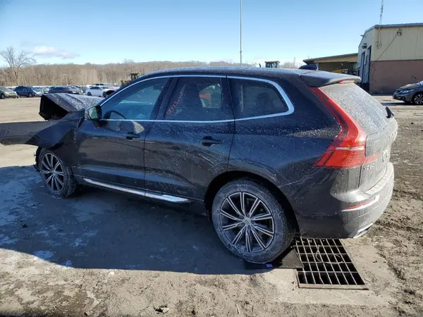 YV4A22RLXL1586712 2020 VOLVO XC60 - Image 2