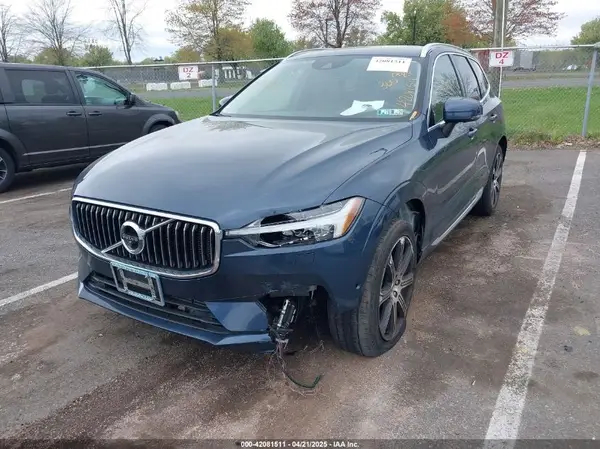 YV4A22RLXL1587598 2020 VOLVO XC60 - Image 2