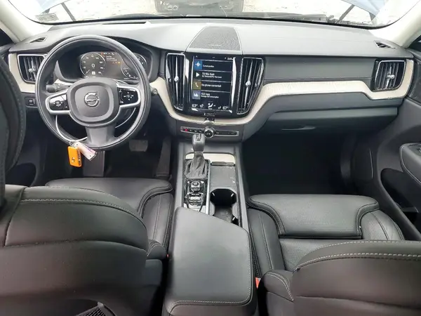 YV4A22RLXM1881536 2021 VOLVO XC60 - Image 8