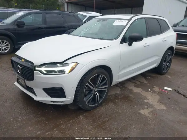 YV4A22RM0M1740080 2021 VOLVO XC60 - Image 2