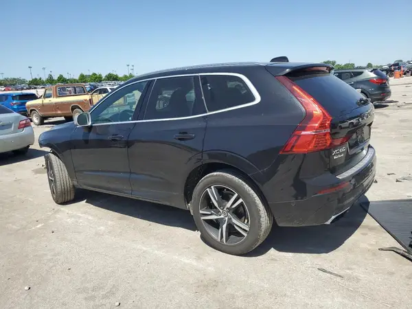 YV4A22RM3J1076126 2018 VOLVO XC60 - Image 2