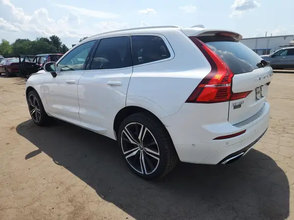 YV4A22RM3K1309889 2019 VOLVO XC60 - Image 2