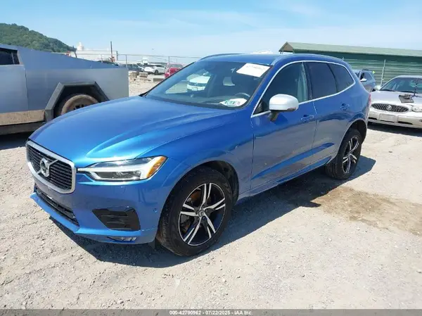 YV4A22RM4J1040672 2018 VOLVO XC60 - Image 2