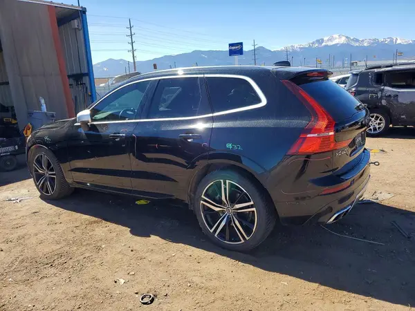 YV4A22RM4K1378784 2019 VOLVO XC60 - Image 2