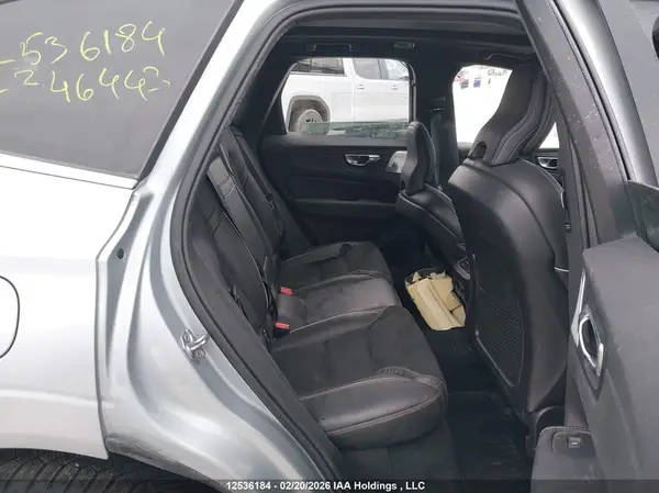 YV4A22RM5K1346443 2019 VOLVO XC60 - Image 8