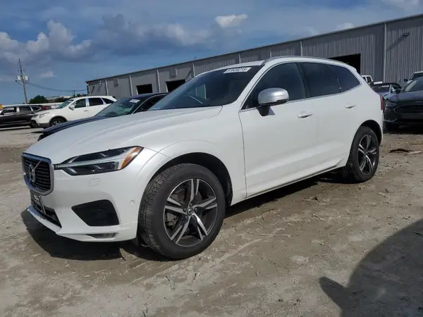YV4A22RM7J1011778 2018 VOLVO XC60 - Image 1