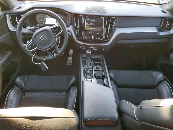 YV4A22RM7K1353054 2019 VOLVO XC60 - Image 8