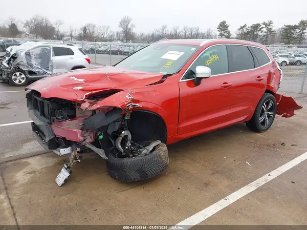 YV4A22RM7K1353183 2019 VOLVO XC60 - Image 2
