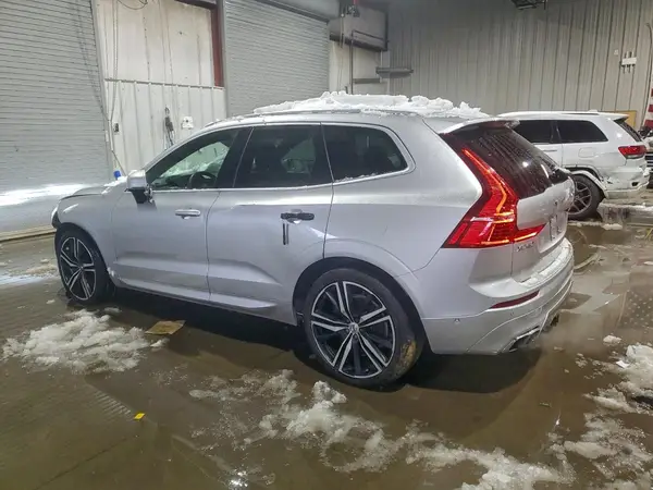 YV4A22RMXK1333591 2019 VOLVO XC60 - Image 2