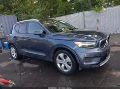 YV4AC2HK0N2705368 2022 VOLVO XC40