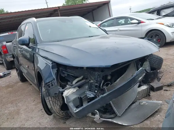 YV4AC2HK1N2723474 2022 VOLVO XC40 - Image 1