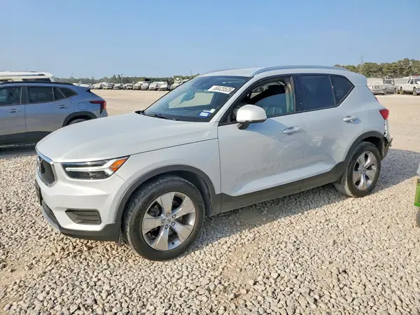 YV4AC2HK1N2725645 2022 VOLVO XC40 - Image 1