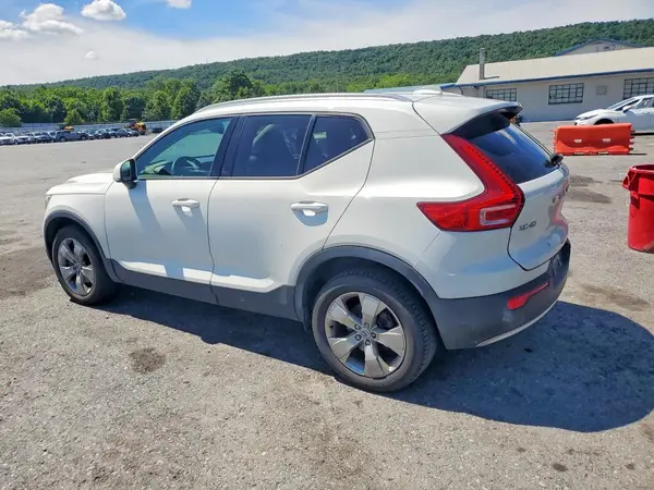 YV4AC2HK2L2226284 2020 VOLVO XC40 - Image 2