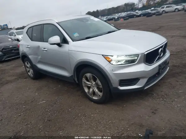 YV4AC2HK4K2061210 2019 VOLVO XC40 - Image 1