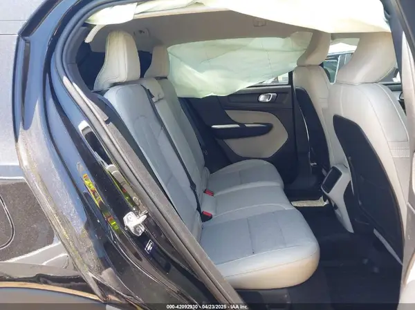 YV4AC2HK4L2226318 2020 VOLVO XC40 - Image 8