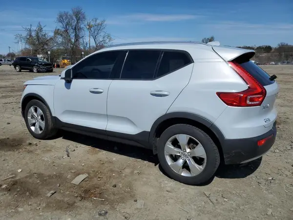 YV4AC2HK4L2338360 2020 VOLVO XC40 - Image 2